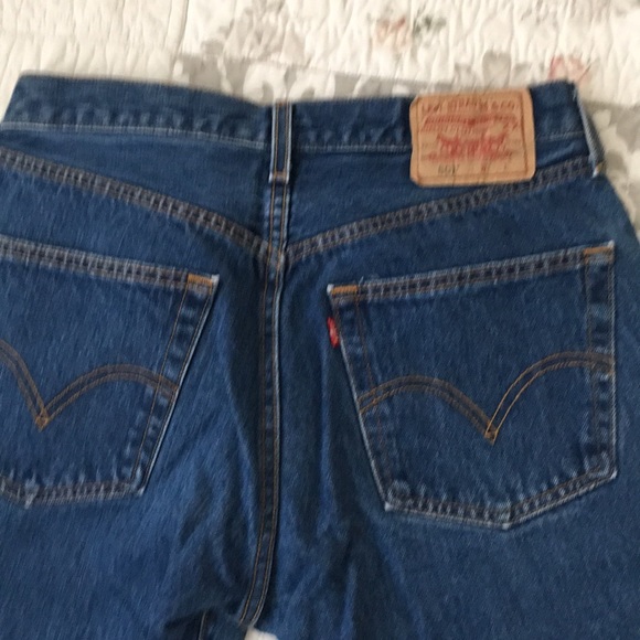 Levi's Vintage 501 Original Medium Wash Blue Jeans - Picture 5 of 8